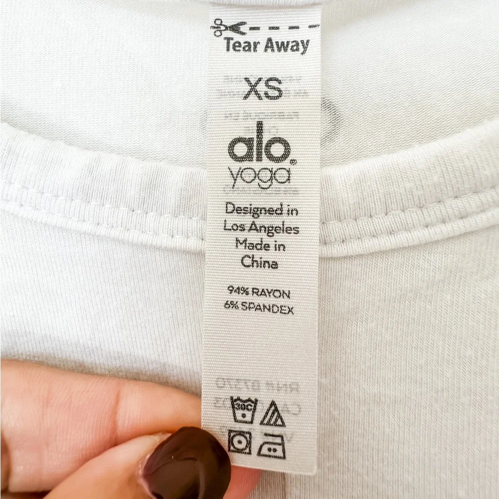 ALO Yoga stylish white